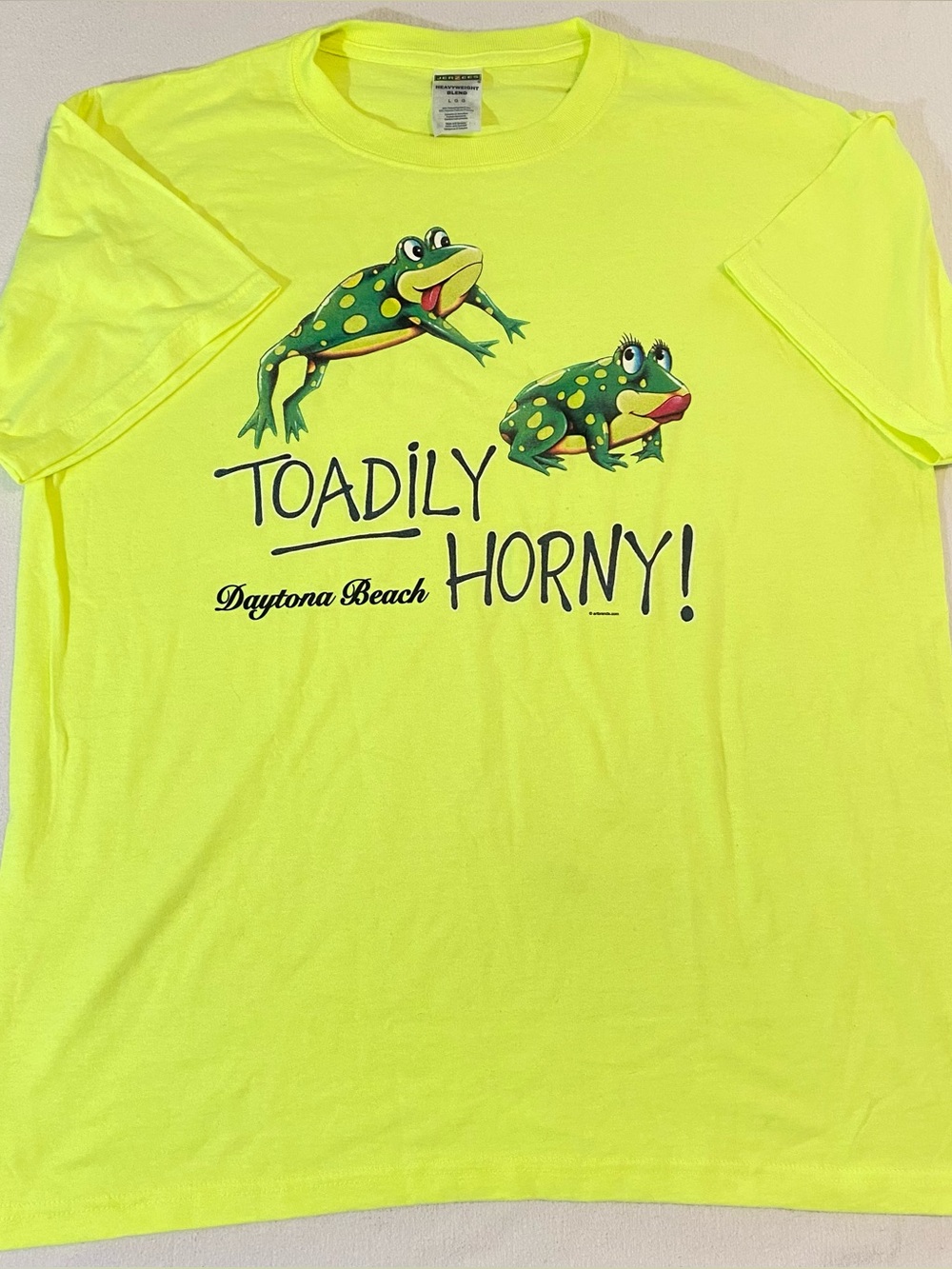 Toadily Horny Daytona Beach Graphic Destination Tshirt Men’s Large Yellow Funny